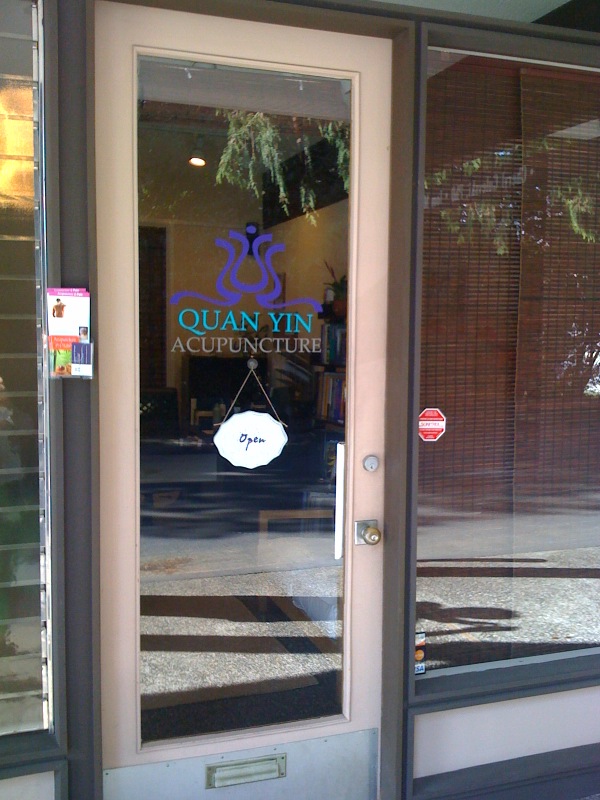 Quan Yin Acupuncture front door