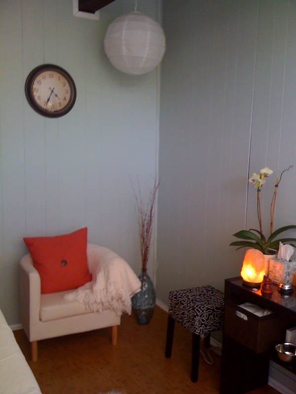 Treatment room 2 seating